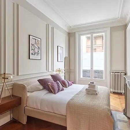 Elegant 2 Climatise - Champs-elysees * Paris