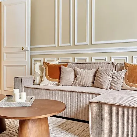 Elegant 2 Climatise - Champs-elysees Daire *