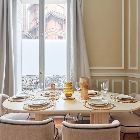 Daire Elegant 2 Climatise - Champs-elysees *