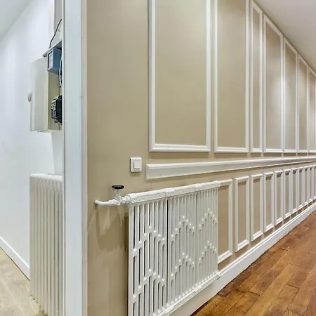 Daire Elegant 2 Climatise - Champs-elysees