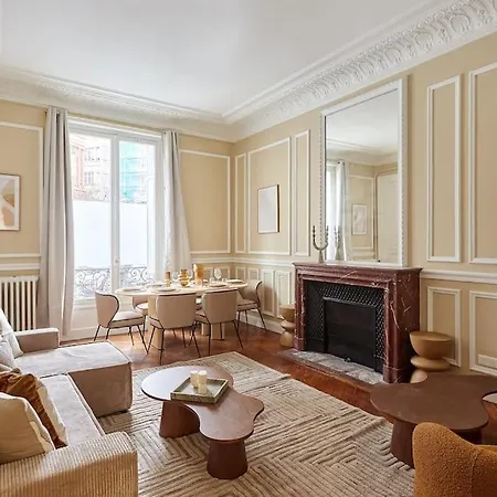 Elegant 2 Climatise - Champs-elysees Apartment *