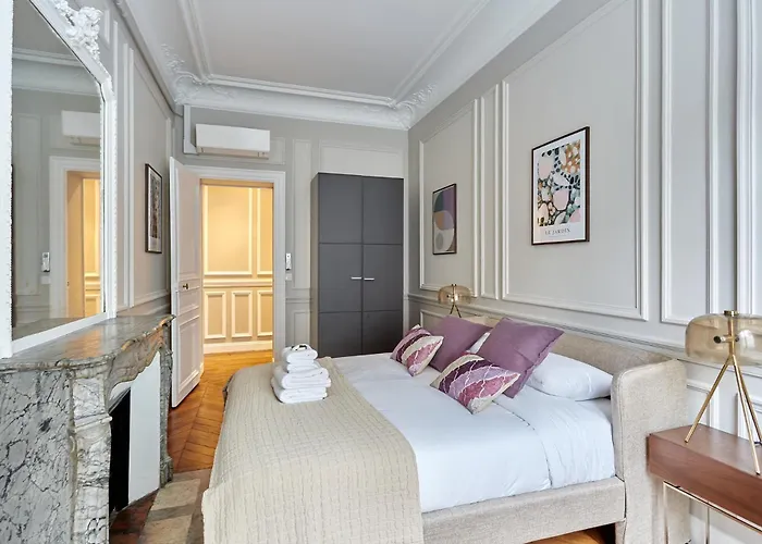 Elegant 2 Climatise - Champs-elysees شقة