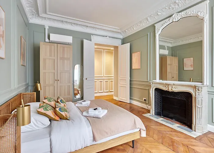 Elegant 2 Climatise - Champs-elysees باريس